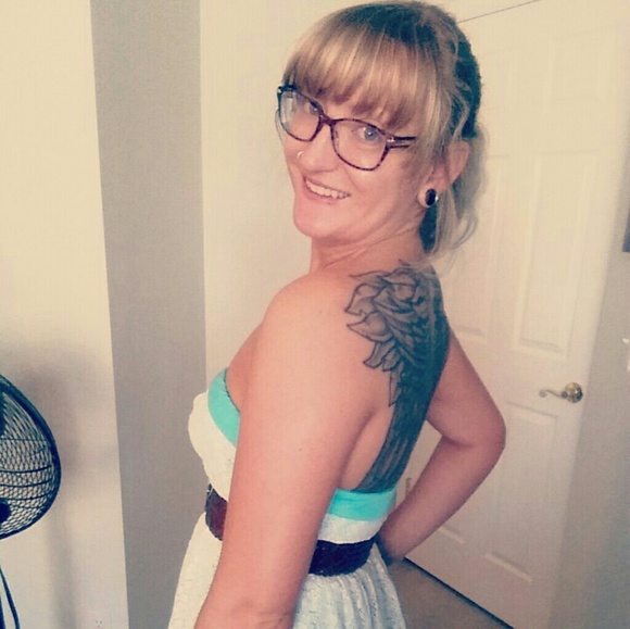 Meet your Posher, Alanna - Picture 3 of 5